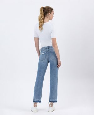 Loveland – Destroyed High Rise Crop Straight Jeans