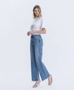 Lively – High Rise Distressed Slit Hem Vintage Flare Jeans